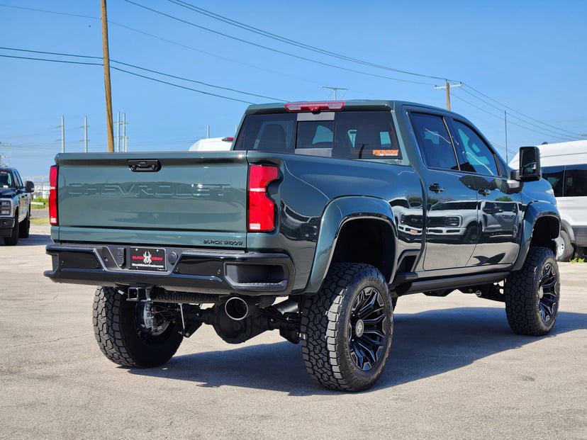 2026 Chevrolet Silverado HD - Image 3