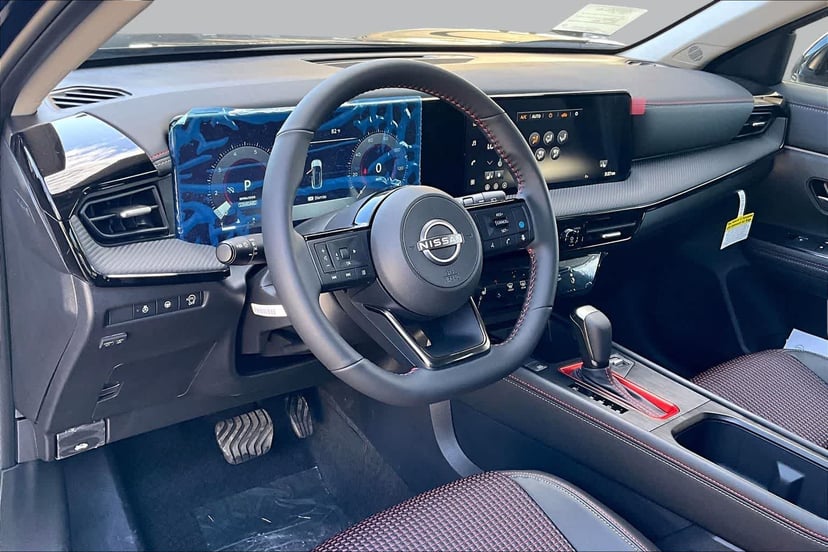 2026 Nissan Kicks MPV - Image 2