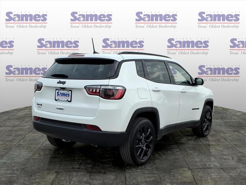 2026 Jeep Compass - Image 2