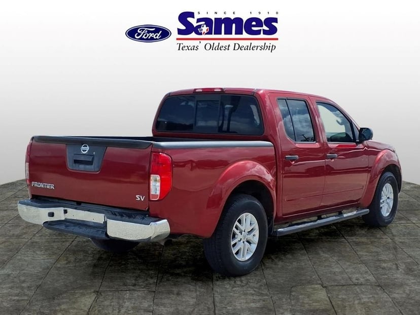 2015 Nissan Frontier - Image 2