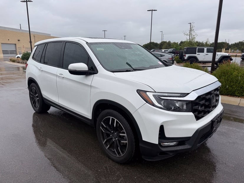 2022 Honda Passport - Image 1