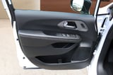 2027 Chrysler Pacifica - Preview 10
