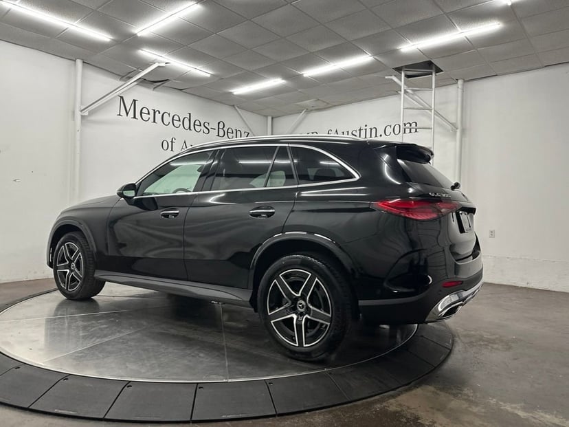 2026 Mercedes-Benz GLC - Image 2