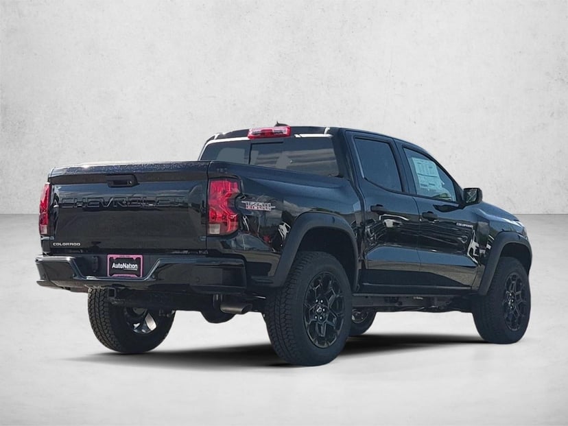 2026 Chevrolet Colorado - Image 3
