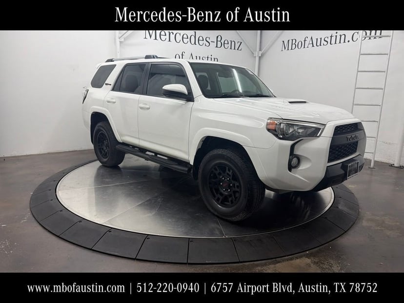 2017 Toyota 4runner - Image 1