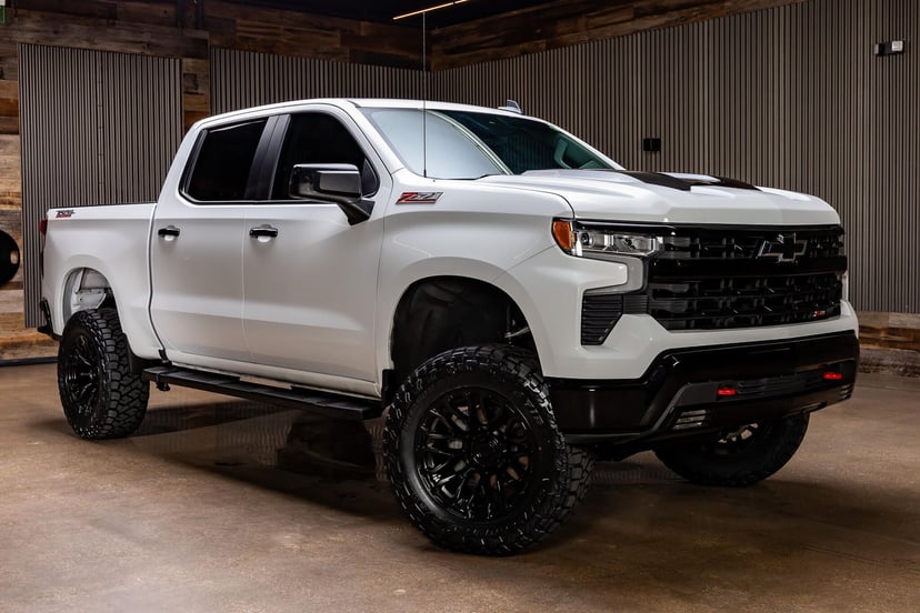 2024 Chevrolet Silverado 1500 - Image 1