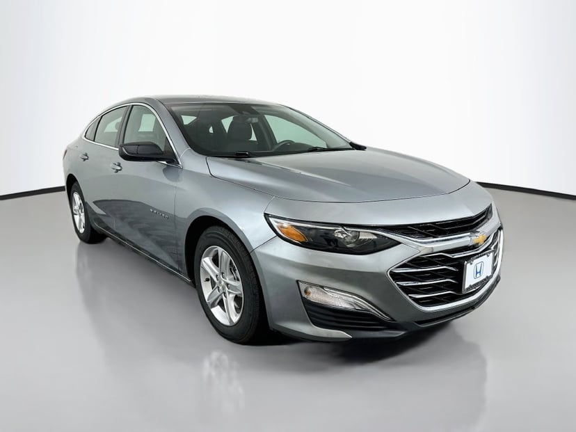 2024 Chevrolet Malibu - Image 1