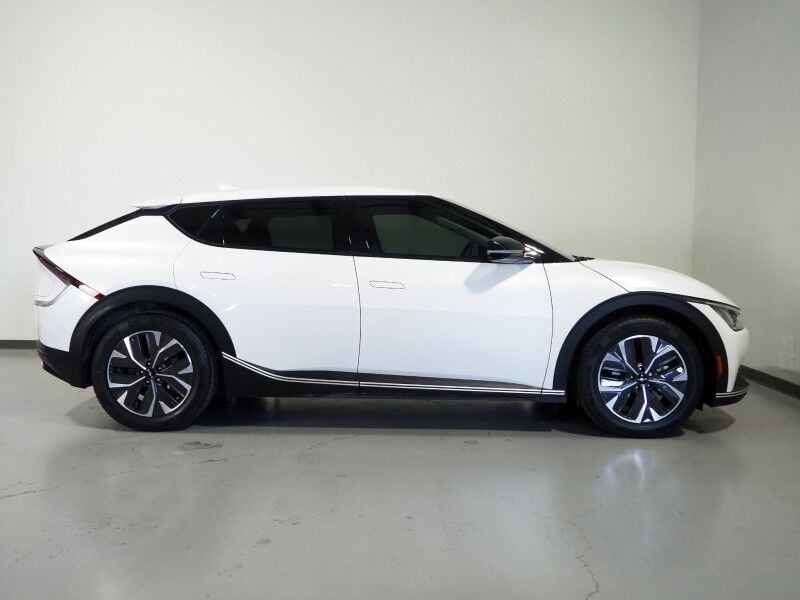 2024 Kia EV6 - Image 2