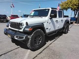 2025 Jeep Gladiator - Preview 3