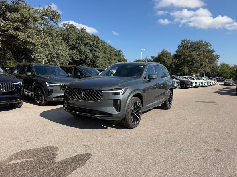 2027 Volvo XC90 - Image 1