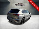2022 Mitsubishi Outlander - Preview 3