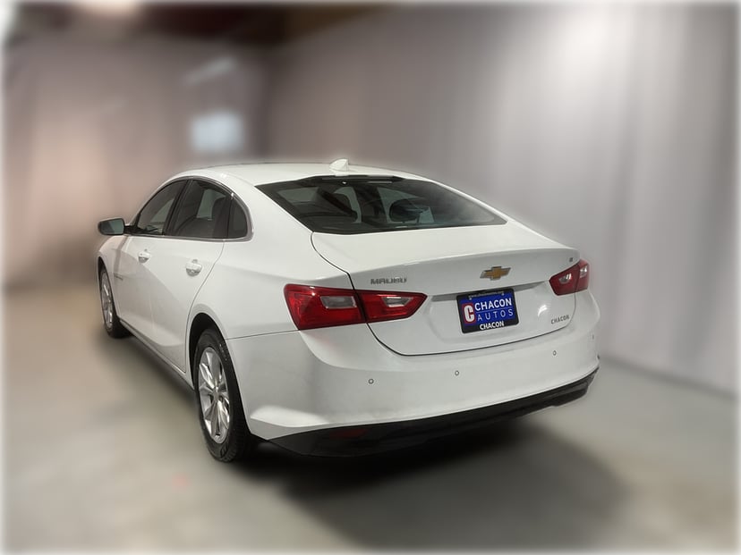 2024 Chevrolet Malibu - Image 2