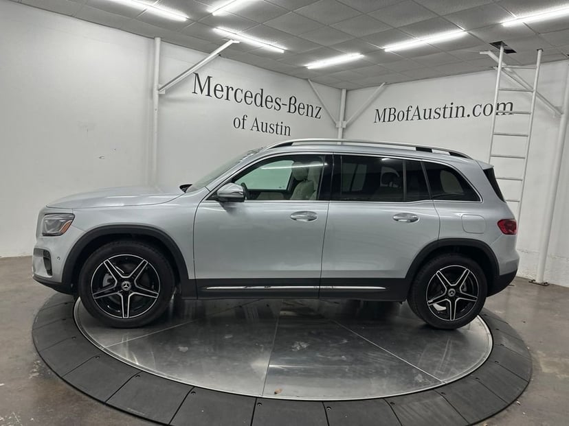 2026 Mercedes-Benz GLB - Image 2