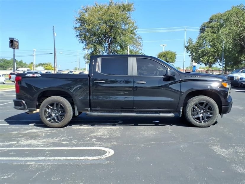 2024 Chevrolet Silverado 1500 - Image 1