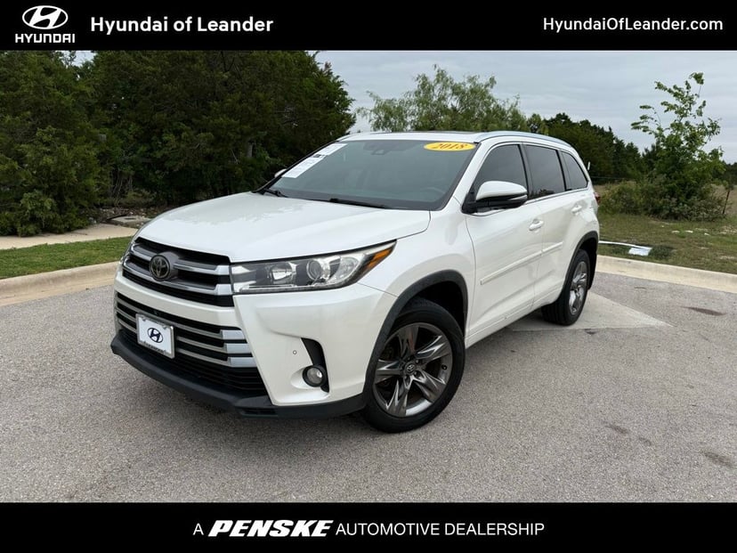 2018 Toyota Highlander - Image 1