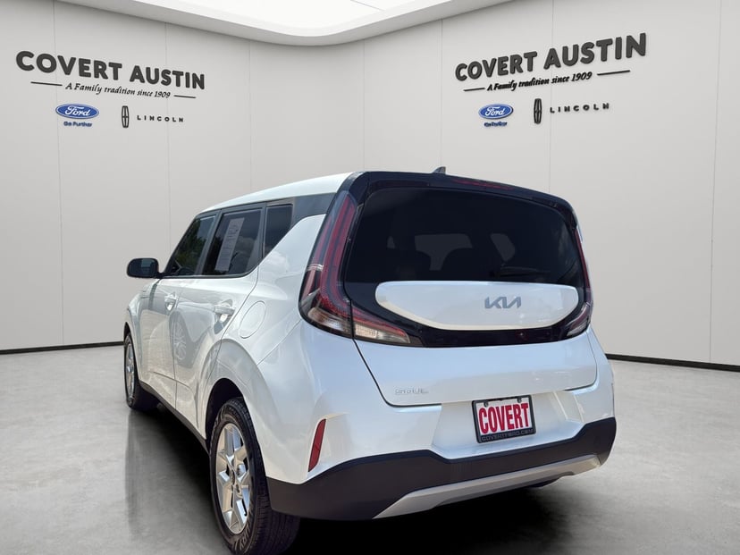 2024 Kia Soul - Image 2