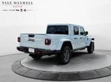 2026 Jeep Gladiator - Preview 16