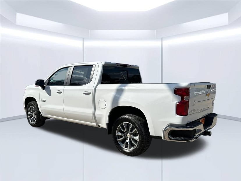2026 Chevrolet Silverado 1500 - Image 1