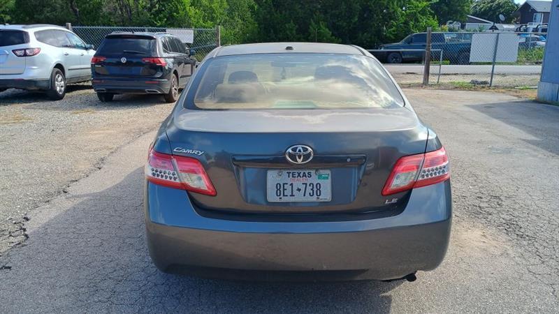2010 Toyota Camry - Image 2