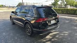 2021 Volkswagen Tiguan - Preview 3