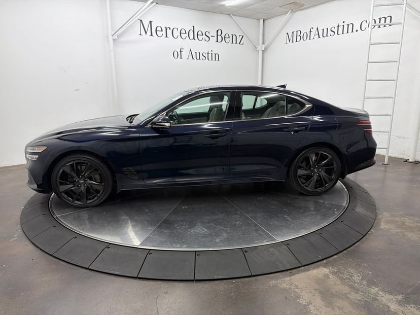 2023 Genesis G70 - Image 2