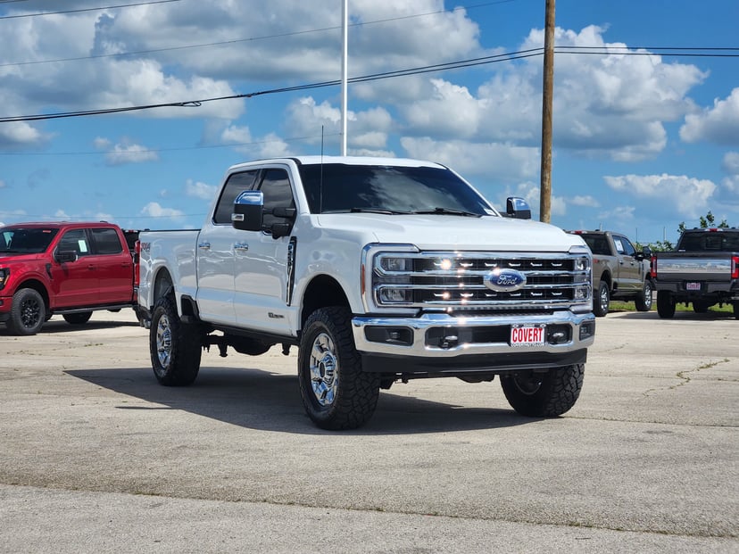 2023 Ford F-250 - Image 2