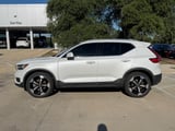 2019 Volvo XC40 - Preview 3