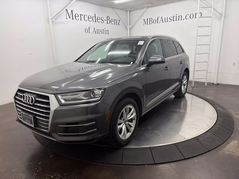 2019 Audi Q7 - Image 1