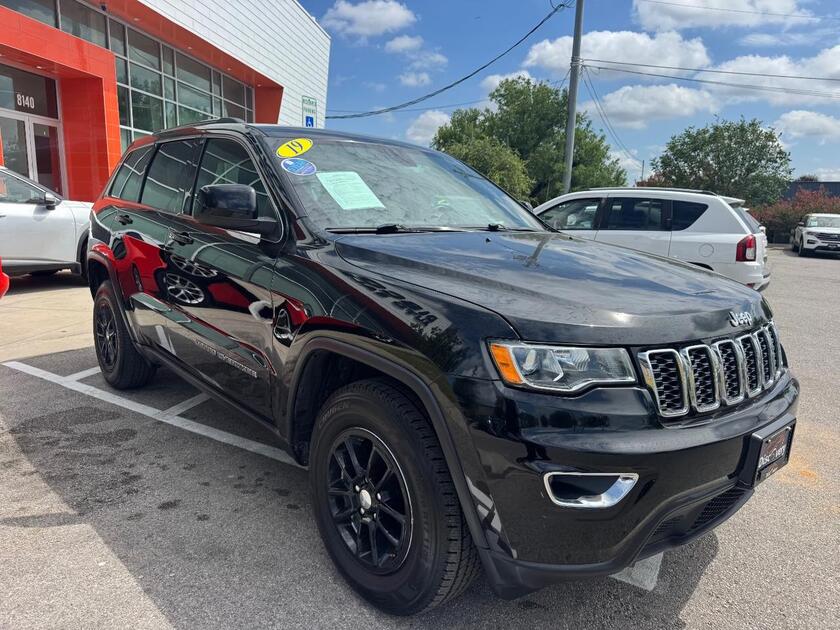 2019 Jeep Grand Cherokee - Image 2