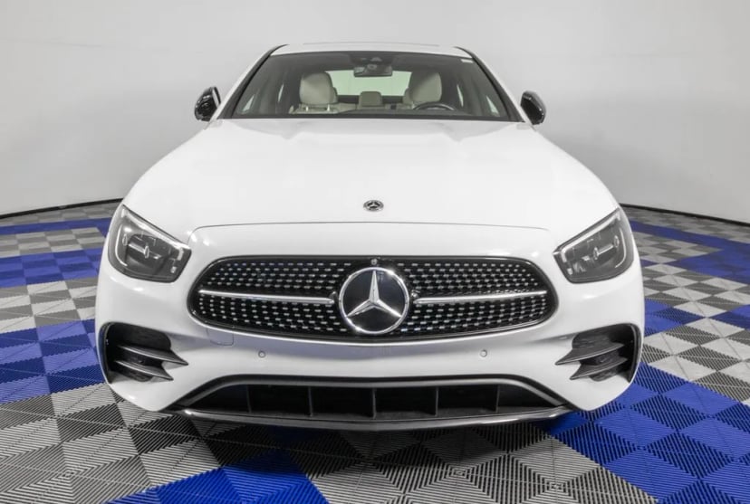 2022 Mercedes-Benz E-Class - Image 3