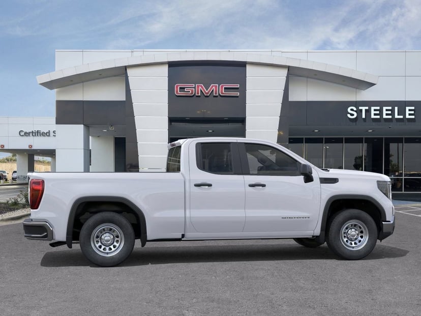 2026 GMC Sierra 1500 - Image 2