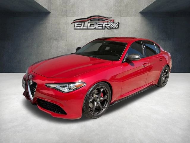 2017 Alfa Romeo Giulia - Image 1