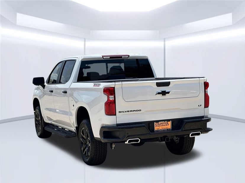 2026 Chevrolet Silverado 1500 - Image 2