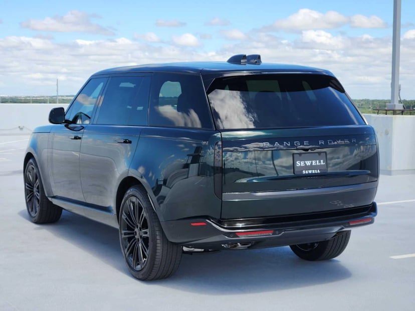 2026 Land Rover Range Rover - Image 3