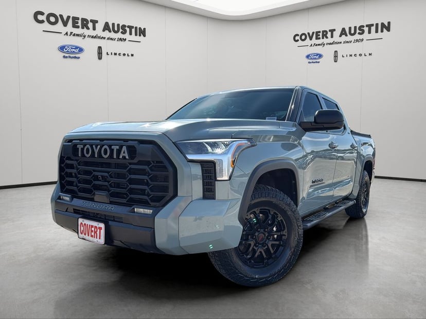 2022 Toyota Tundra - Image 1