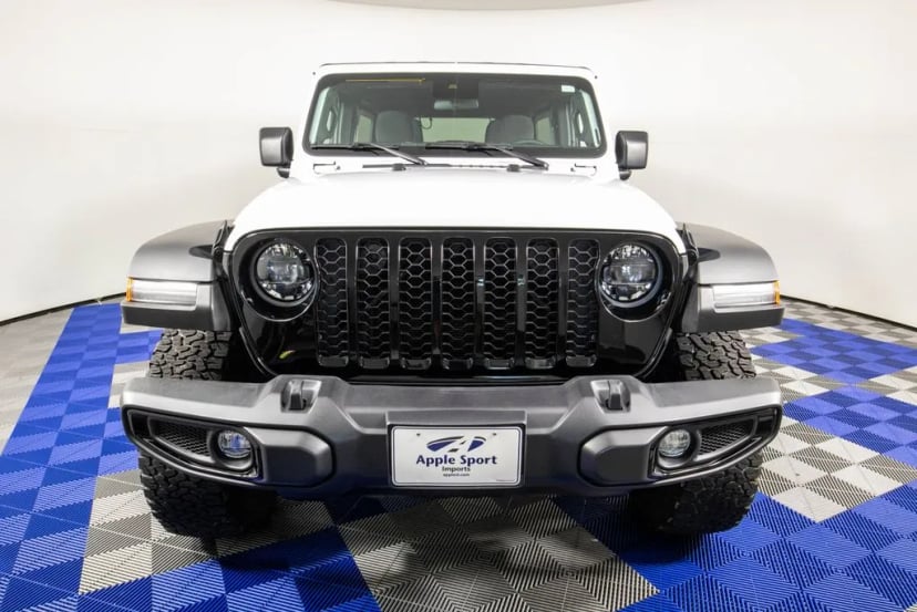 2024 Jeep Wrangler - Image 3