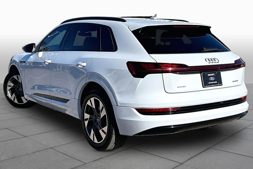 2021 Audi E-Tron - Image 1