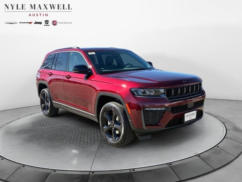 2026 Jeep Grand Cherokee - Image 2