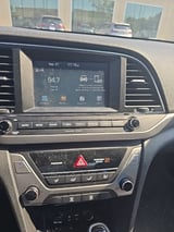 2018 Hyundai Elantra - Preview 10