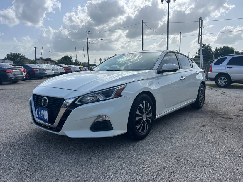 2020 Nissan Altima - Image 1