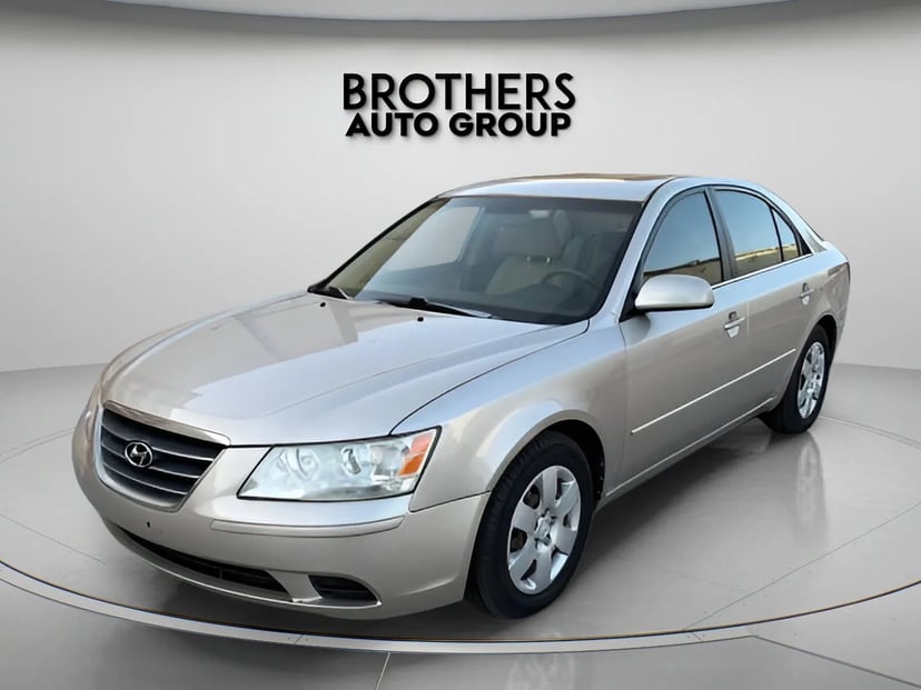 2009 Hyundai Sonata - Image 1