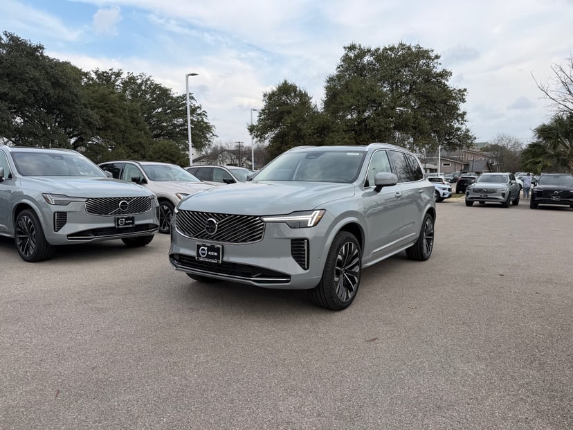 2026 Volvo XC90 - Image 1