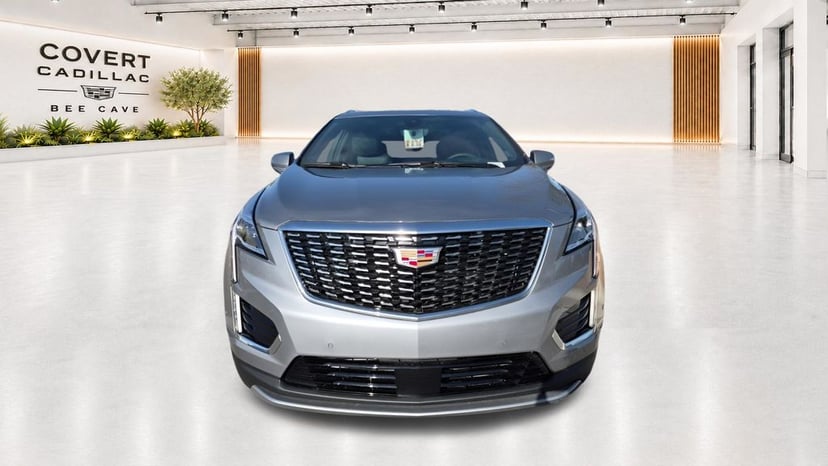 2026 Cadillac XT5 - Image 3