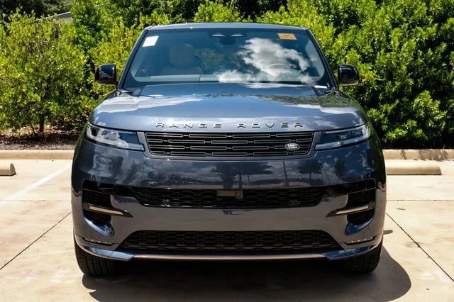 2026 Land Rover Range Rover Sport - Image 2