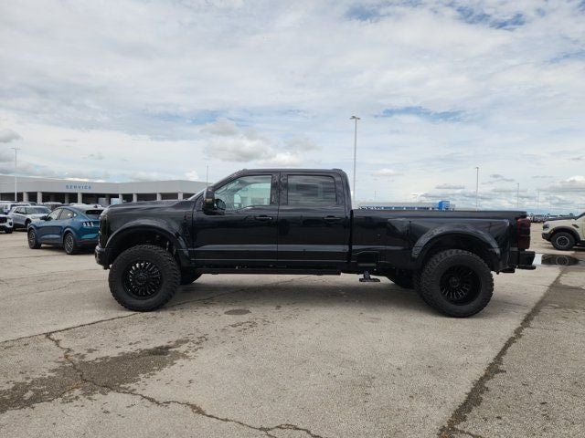 2026 Ford F-450 - Image 2