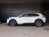 2026 Porsche Cayenne Electric - Preview 2