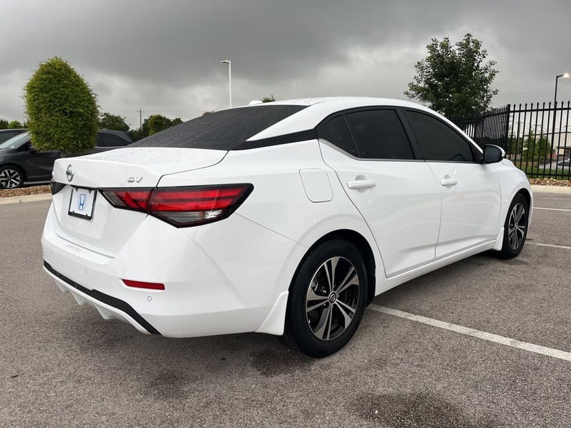 2023 Nissan Sentra - Image 2