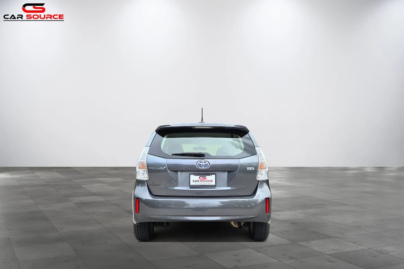 2012 TOYOTA Prius V - Image 2
