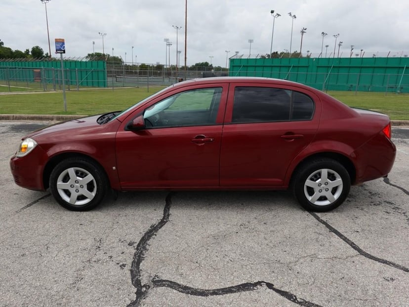 2008 Chevrolet Cobalt - Image 2