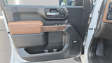 2022 Chevrolet Silverado - Preview 9